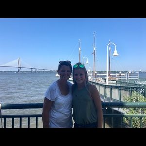 Meet your Posher, Lleeanne